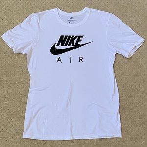Nike T-Shirt